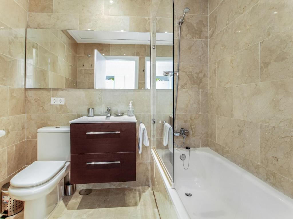 Rock Bay Apartment With Wonderful Sea View And 5 Minutes From The Beach Manilva Eksteriør bilde